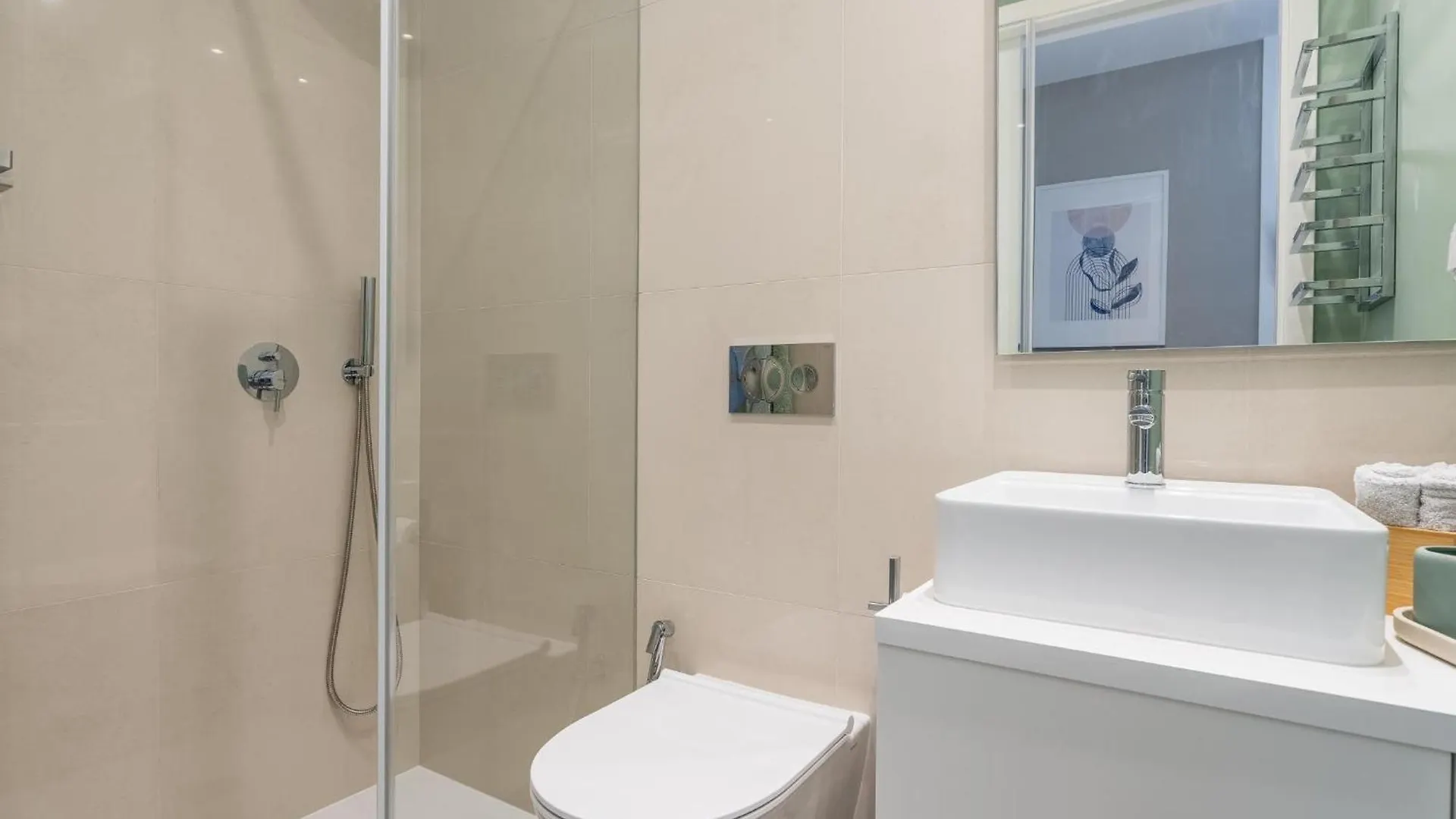 Luxury And Comfort Next To The Historic Center #1954 Lagos Apartment
